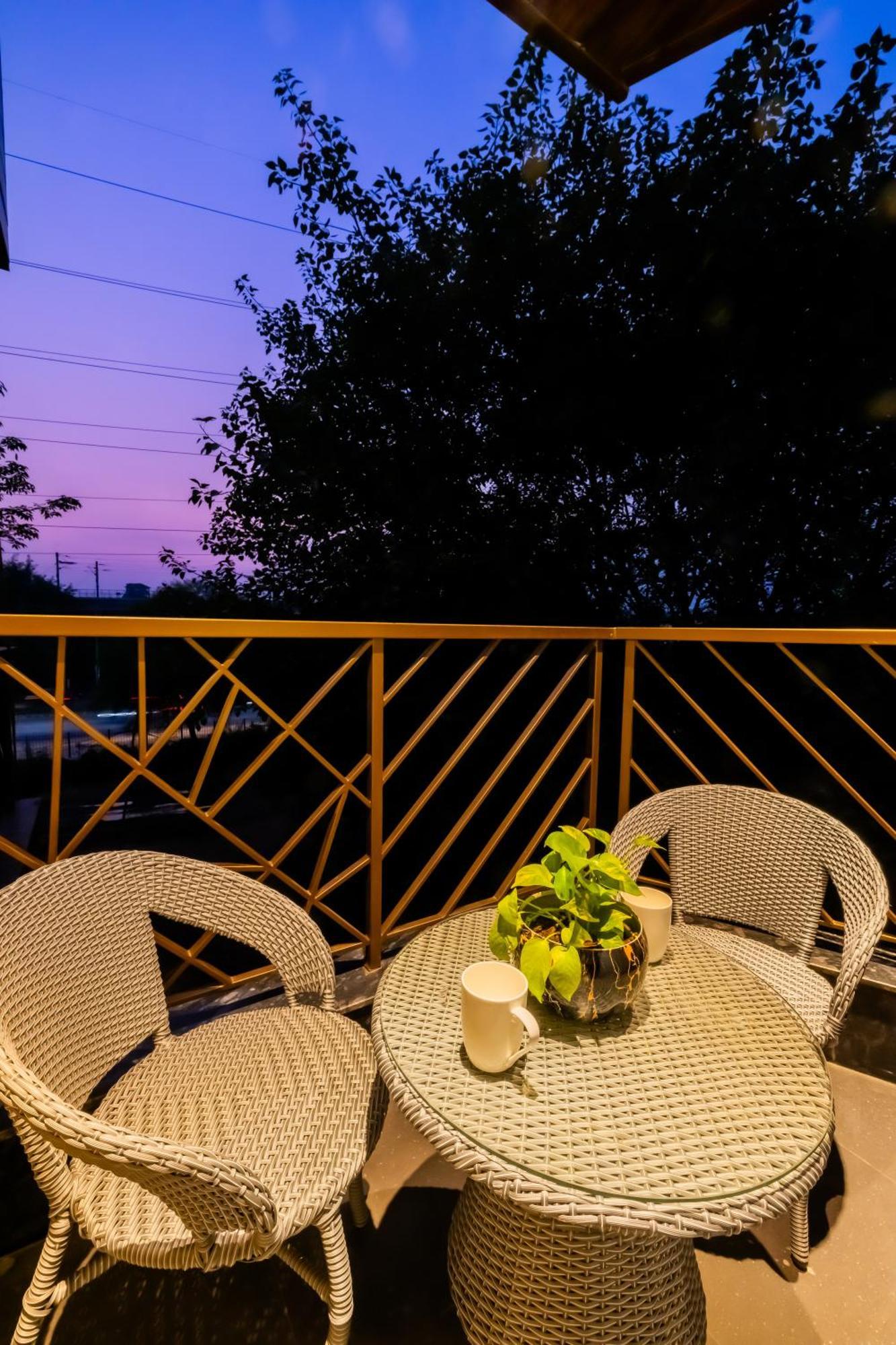 Kyomi Service Apartments Gurgáon Exteriér fotografie
